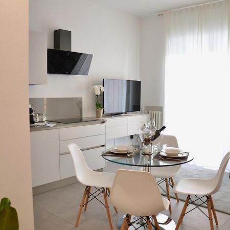 Flats4Rent Nikos Apartment Verona Ngoại thất bức ảnh