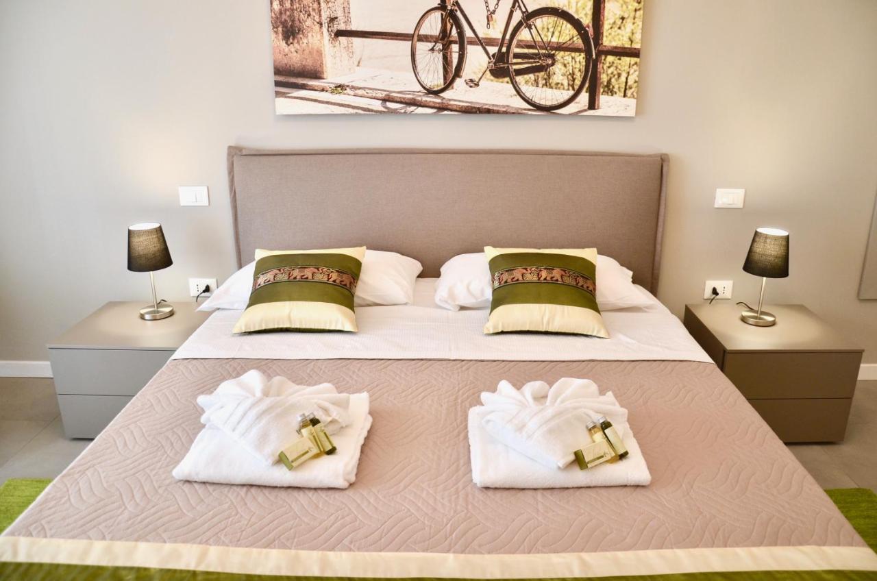 Flats4Rent Nikos Apartment Verona Ngoại thất bức ảnh