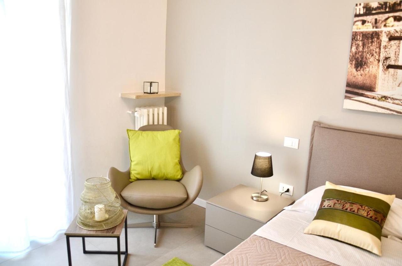 Flats4Rent Nikos Apartment Verona Ngoại thất bức ảnh