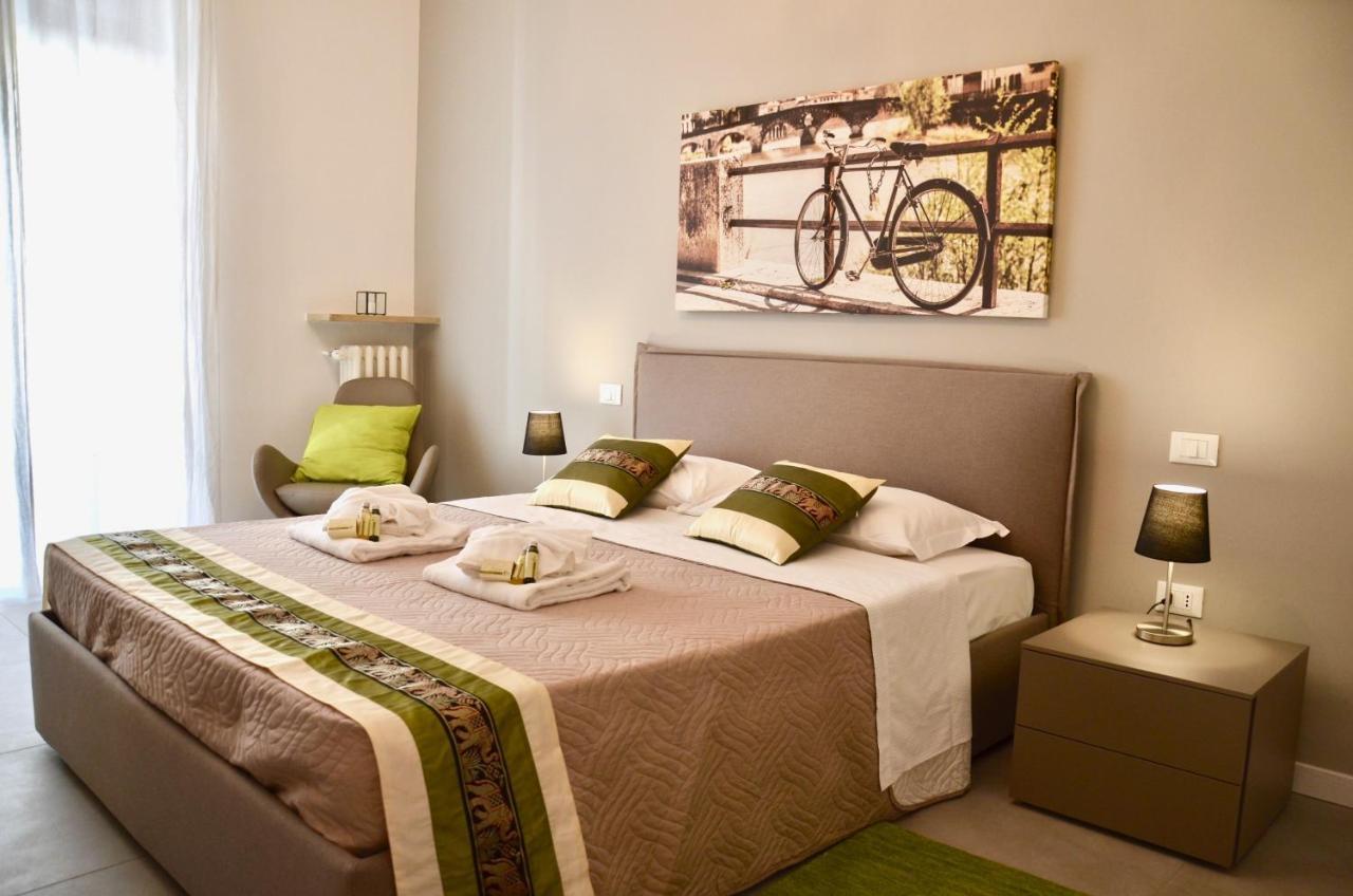 Flats4Rent Nikos Apartment Verona Ngoại thất bức ảnh
