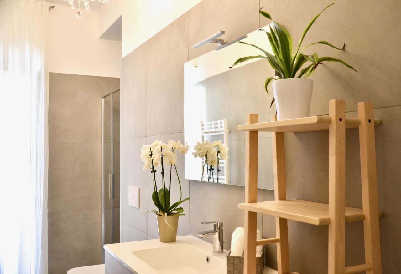 Flats4Rent Nikos Apartment Verona Ngoại thất bức ảnh