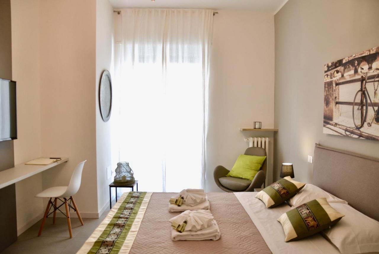 Flats4Rent Nikos Apartment Verona Ngoại thất bức ảnh