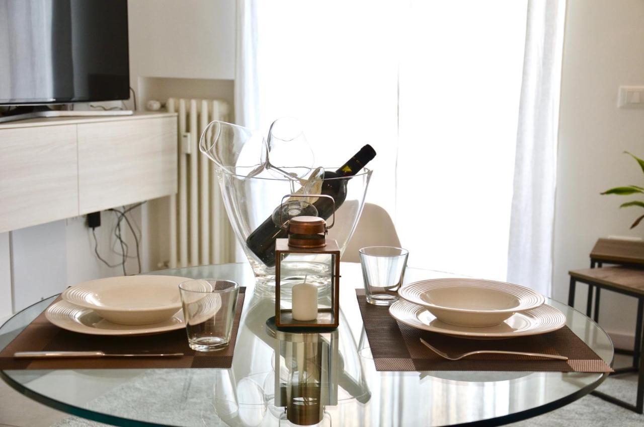 Flats4Rent Nikos Apartment Verona Ngoại thất bức ảnh